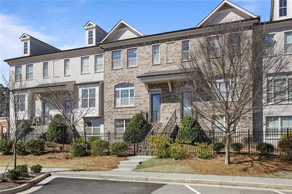 1084 Township SQ, Alpharetta, GA 30022