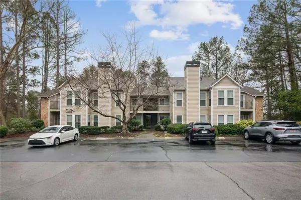 1015 Lake Pointe CIR, Roswell, GA 30075