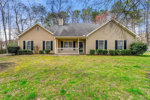 580 Fawn LN, Loganville, GA 30052