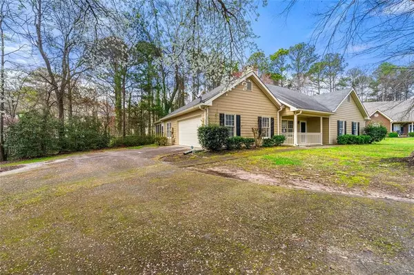 Loganville, GA 30052,580 Fawn LN