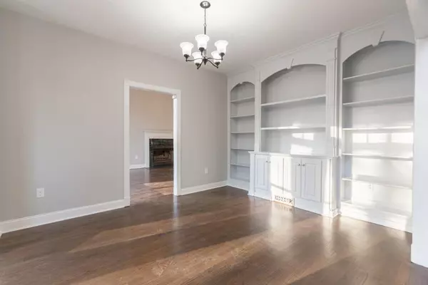 Douglasville, GA 30135,9565 Poplar CT