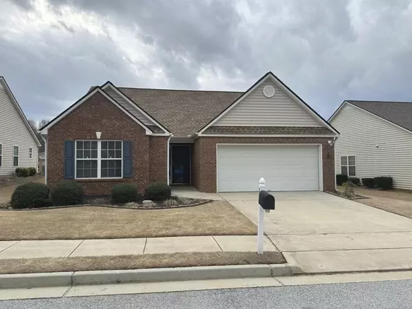 519 Mockingbird LN, Loganville, GA 30052