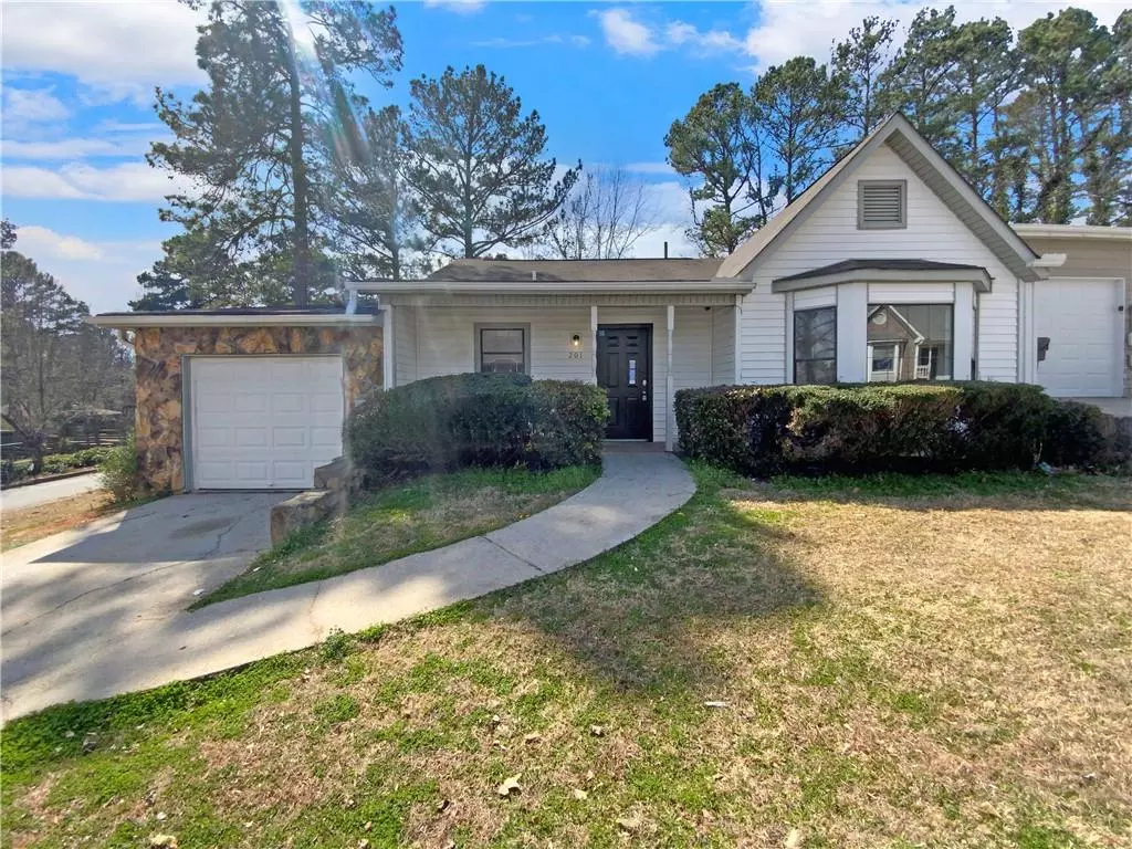 Stockbridge, GA 30281,201 Oak CIR N