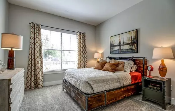 Atlanta, GA 30318,1824 Defoor AVE NW #2101