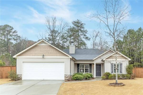 121 Rockefeller LN, Dallas, GA 30157