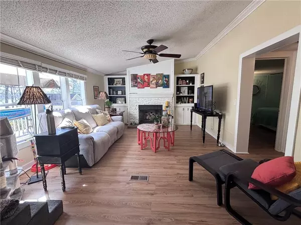 Acworth, GA 30101,220 Lakeshore CIR SE