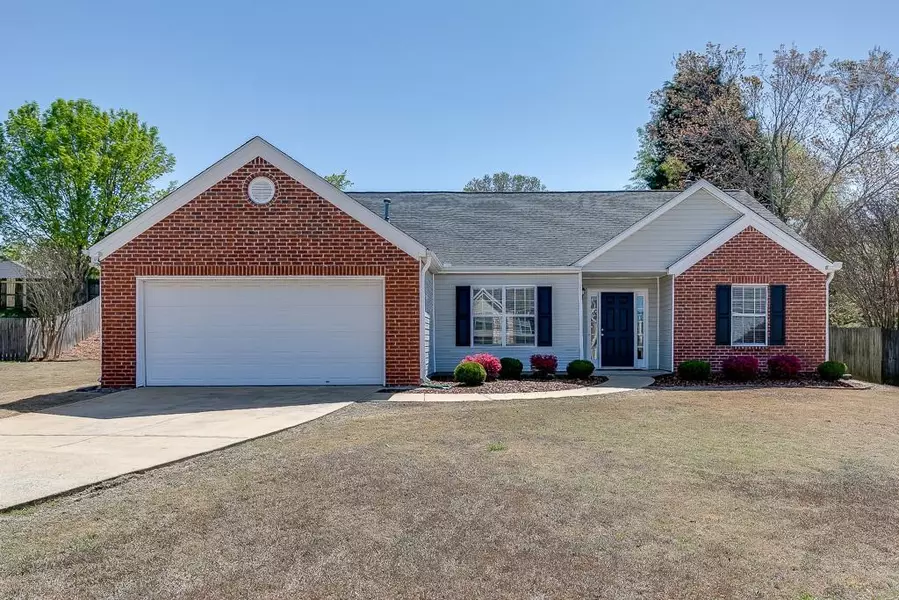 3183 English Ivy LN, Buford, GA 30519