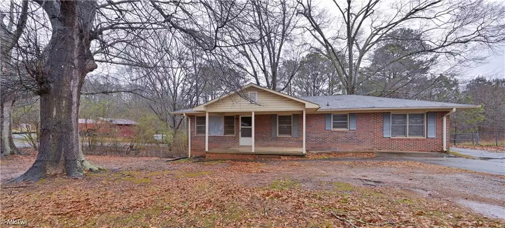 Toccoa, GA 30577,155 Whisenant ST