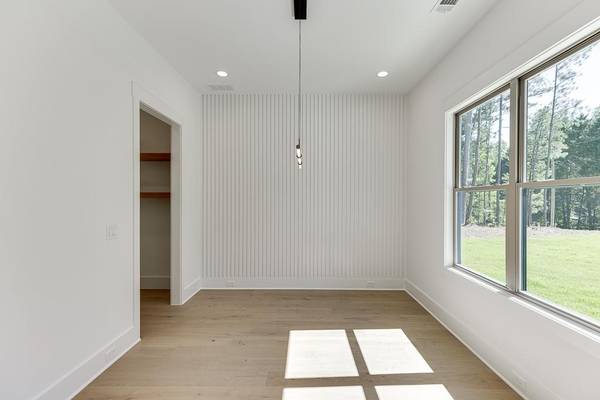 2961 Tree Top RD Dacula, GA 30019