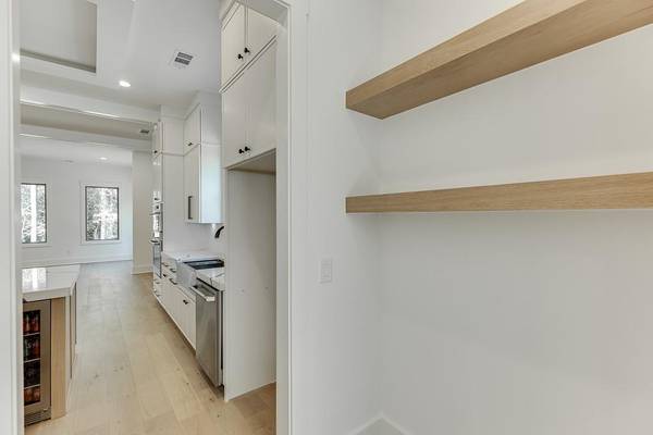 2961 Tree Top RD Dacula, GA 30019