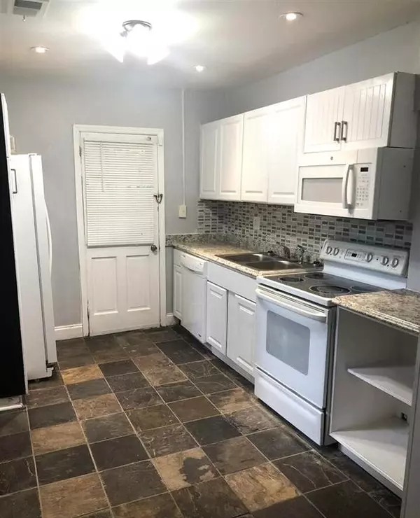 Atlanta, GA 30344,1475 Elizabeth LN