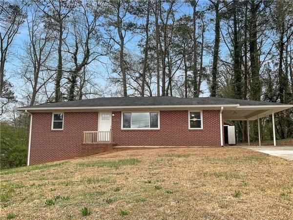 323 Kemolay RD SW,  Mableton,  GA 30126