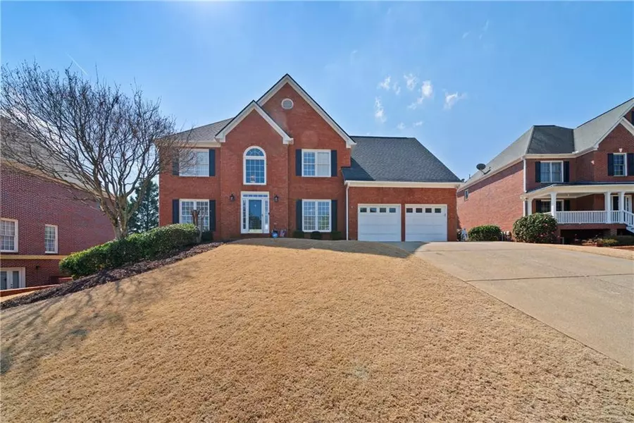 425 Brook CIR, Roswell, GA 30075