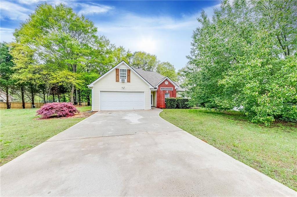 619 Rosebud LN, Winder, GA 30680