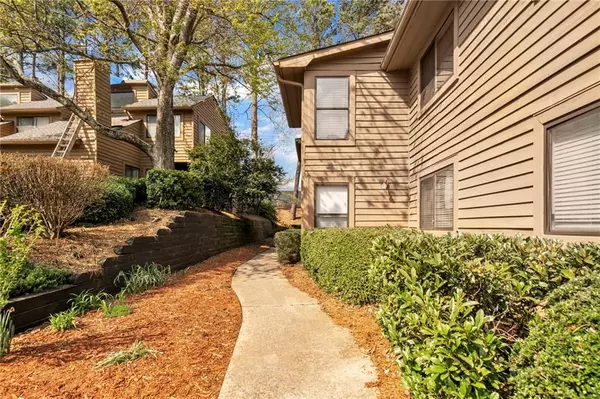 1701 Parkaire XING, Marietta, GA 30068