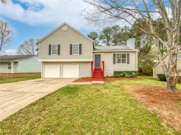 3546 Clearview DR, Rex, GA 30273