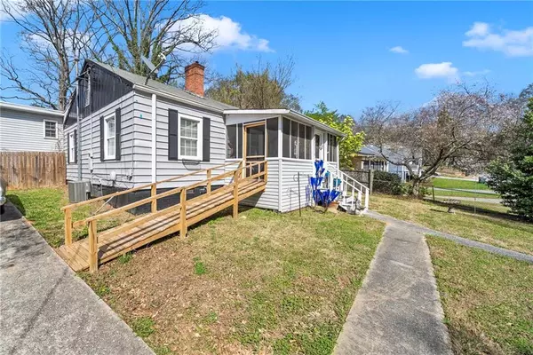 Marietta, GA 30060,357 Phillips DR SE