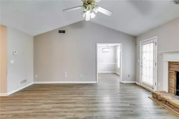 Covington, GA 30014,135 Hallmark LN