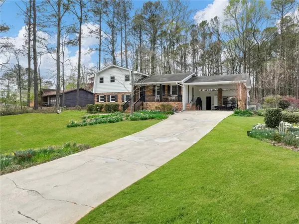 Lilburn, GA 30047,305 Greenwood DR NW