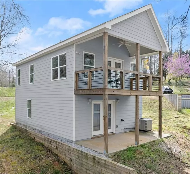 5652 Alligator ALY, Gainesville, GA 30506