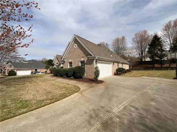 Sugar Hill, GA 30518,631 Brook Valley WAY