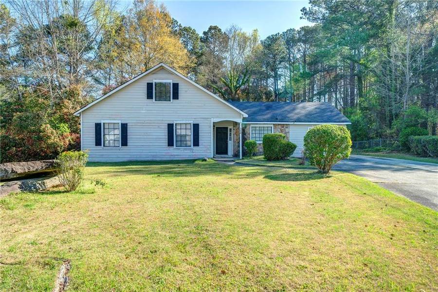 7458 Penland DR, Riverdale, GA 30296