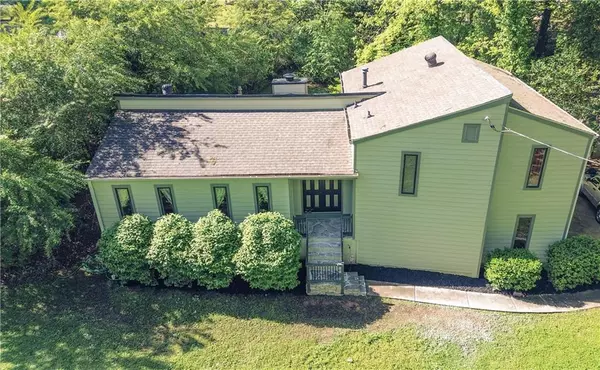 2821 Frankie LN NE, Marietta, GA 30062