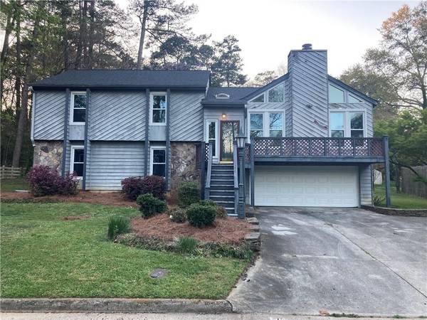 1048 Cedar Forest CT,  Stone Mountain,  GA 30083