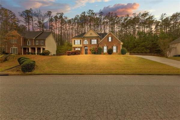 7241 Glen Cove Lane,  Stone Mountain,  GA 30087