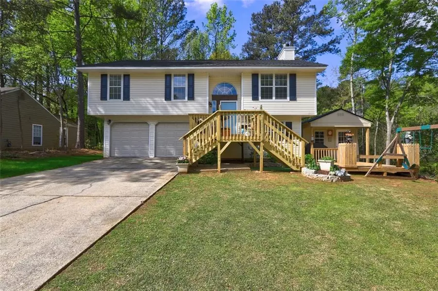 2089 S County Line RD, Lithia Springs, GA 30122