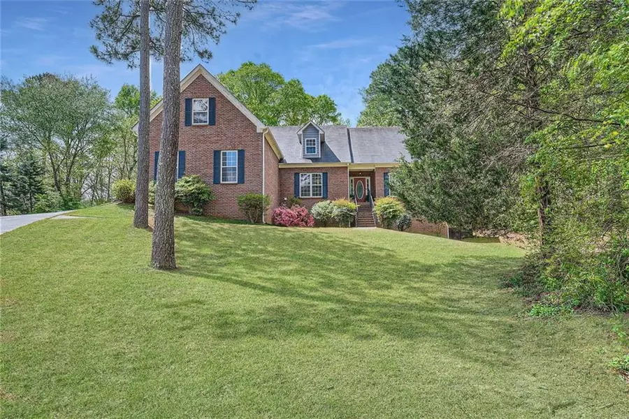 160 River Birch DR, Oxford, GA 30054