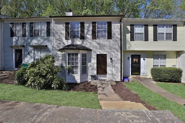 1098 Huntington TRCE SE, Smyrna, GA 30082