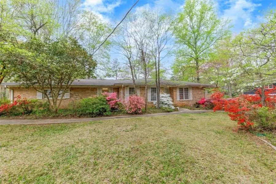 3226 Custer Lake DR NW, Marietta, GA 30064