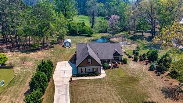 715 Tabby Linch RD, Moreland, GA 30259