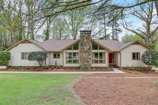 777 Sweet Briar TRL, Conyers, GA 30094