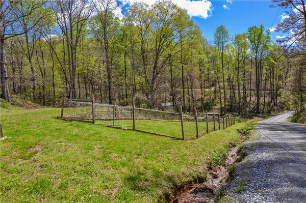 590 Piney Spur RD, Ellijay, GA 30536