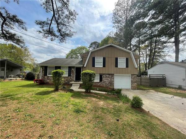 6005 Cristie DR,  Ellenwood,  GA 30294