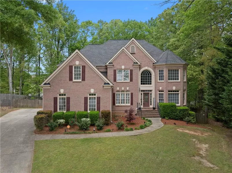 2811 Wickeford Mill DR, Buford, GA 30519