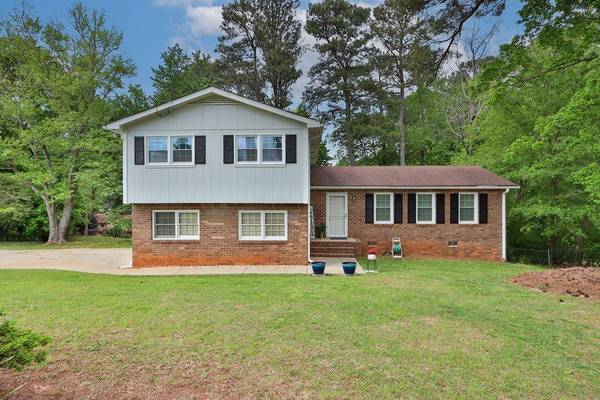 2527 Old Peachtree RD,  Duluth,  GA 30097