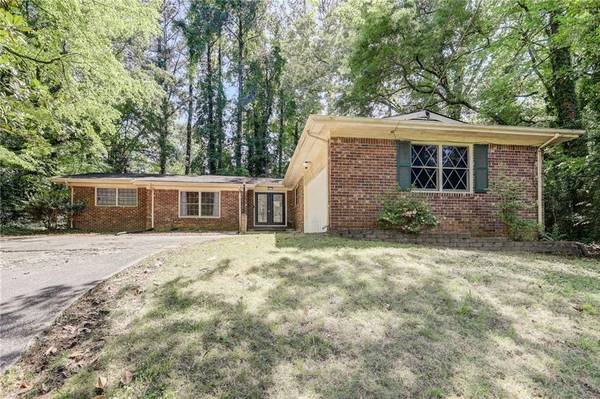 3929 Safari CT, Stone Mountain, GA 30083