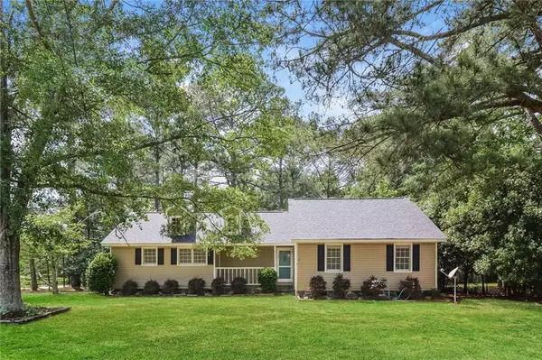 1347 Maple DR, Griffin, GA 30224