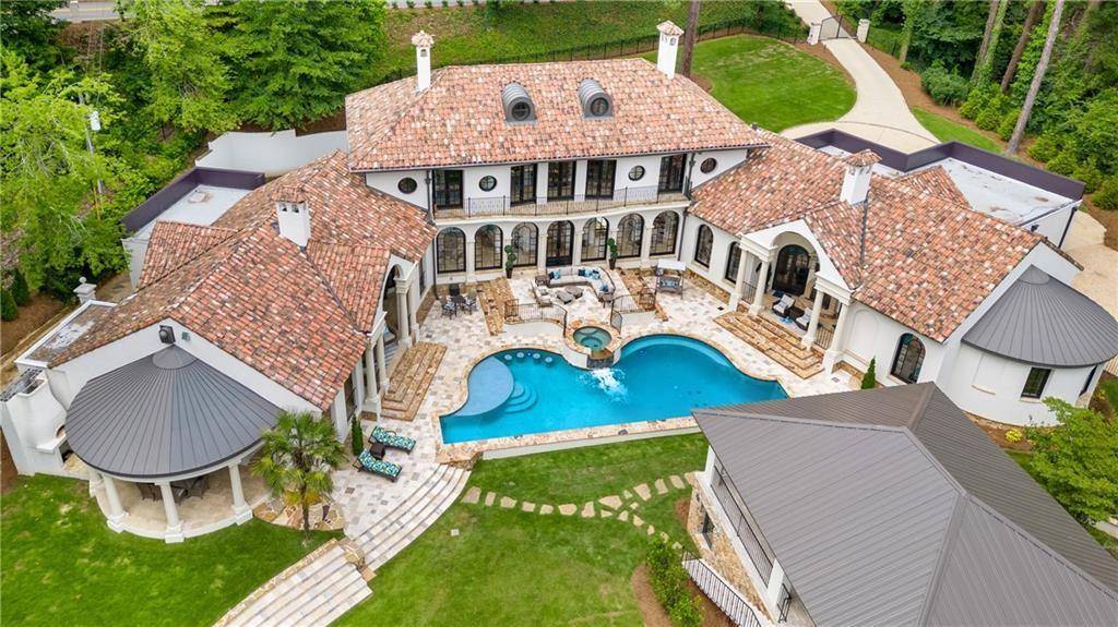 Sandy Springs, GA 30327,876 Crest Valley DR
