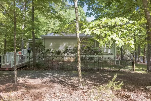 Ellijay, GA 30540,41 Navaho WAY