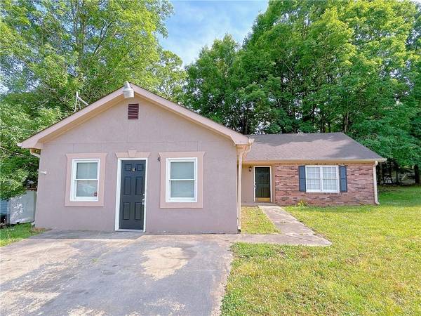 1599 Enchanted Forest DR, Conley, GA 30288