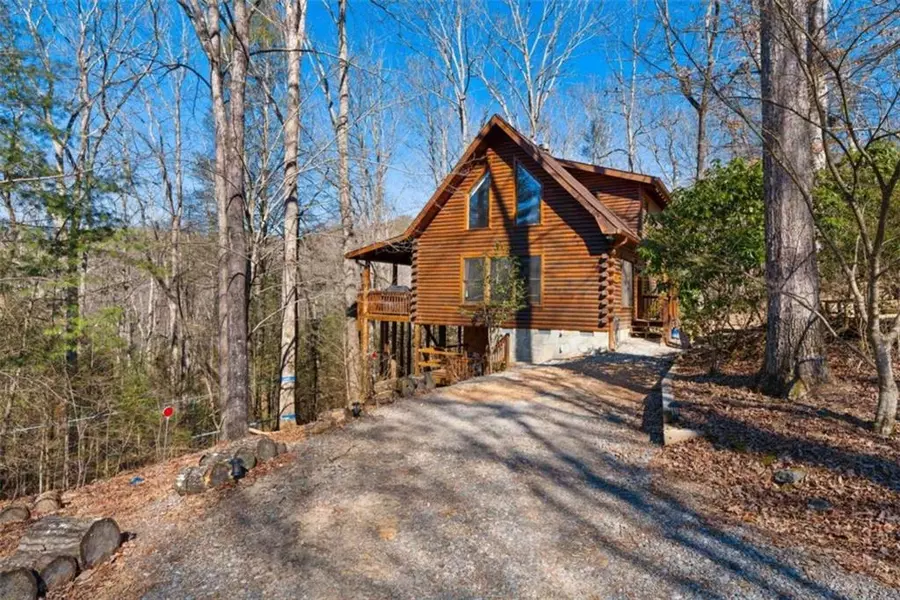 484 Arrowhead Pass, Blue Ridge, GA 30513