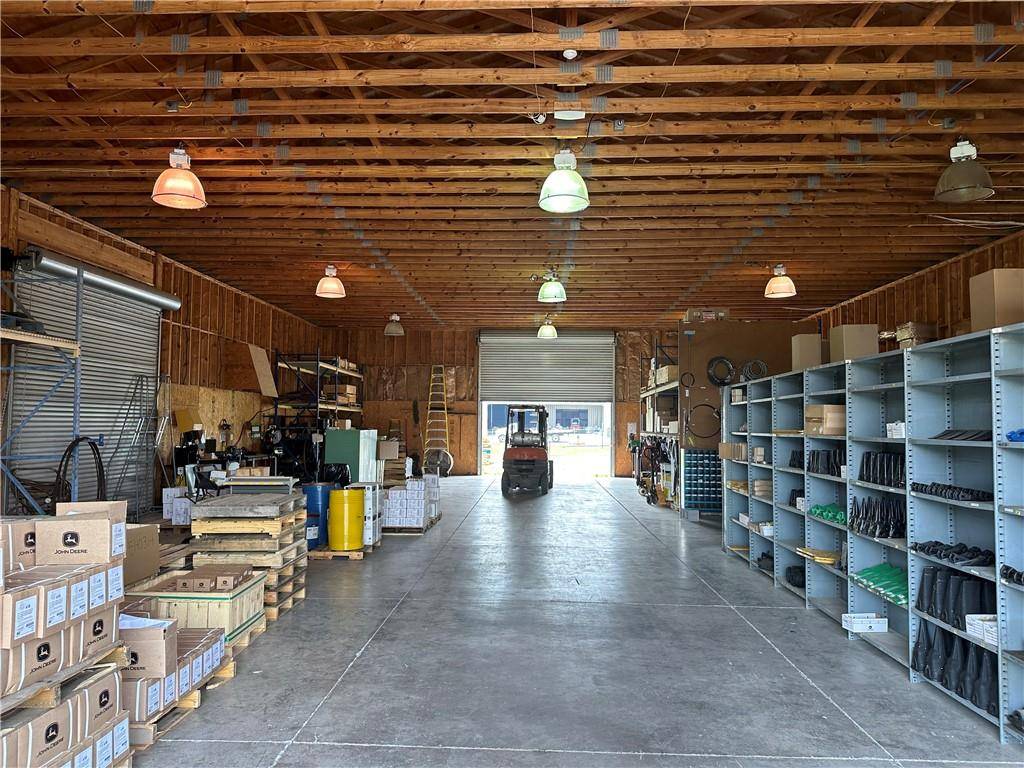 Adairsville, GA 30103,6446 Joe Frank Harris Pkwy