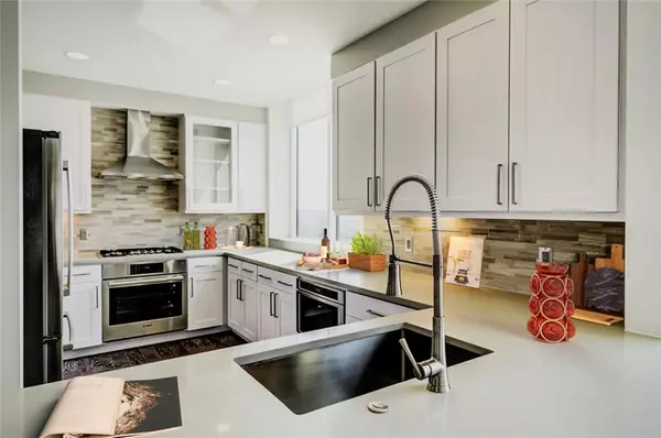 Atlanta, GA 30309,205 12th ST NE #Oak