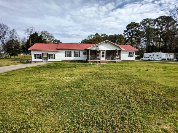 2880 Moneys Bend RD, Cedar Bluff, AL 35959