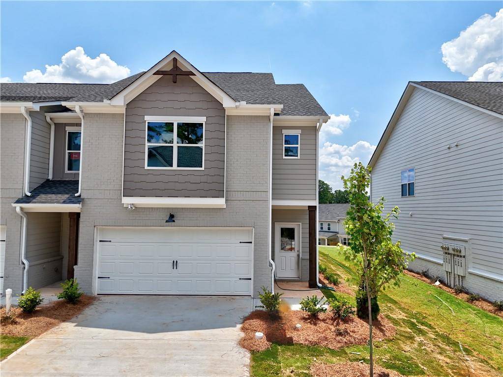 Norcross, GA 30093,5490 Rock Place CT #68