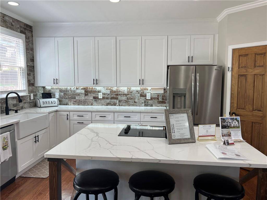 Cornelia, GA 30531,434 Beachwood DR